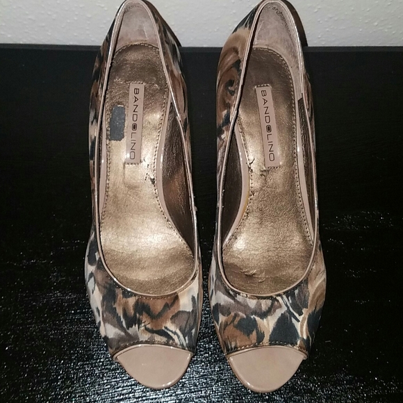 Bandolino Heels - Picture 2 of 5
